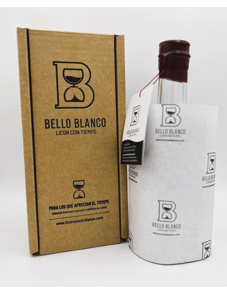 Licor de arándanos Bello Blanco. Packaging del producto.