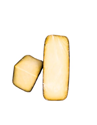 Cuña de queso francés de oveja Tomme Brebis.