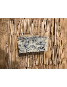 Queso Azul gallego de mezcla. Elaborado con leche de vaca y cabra. 2